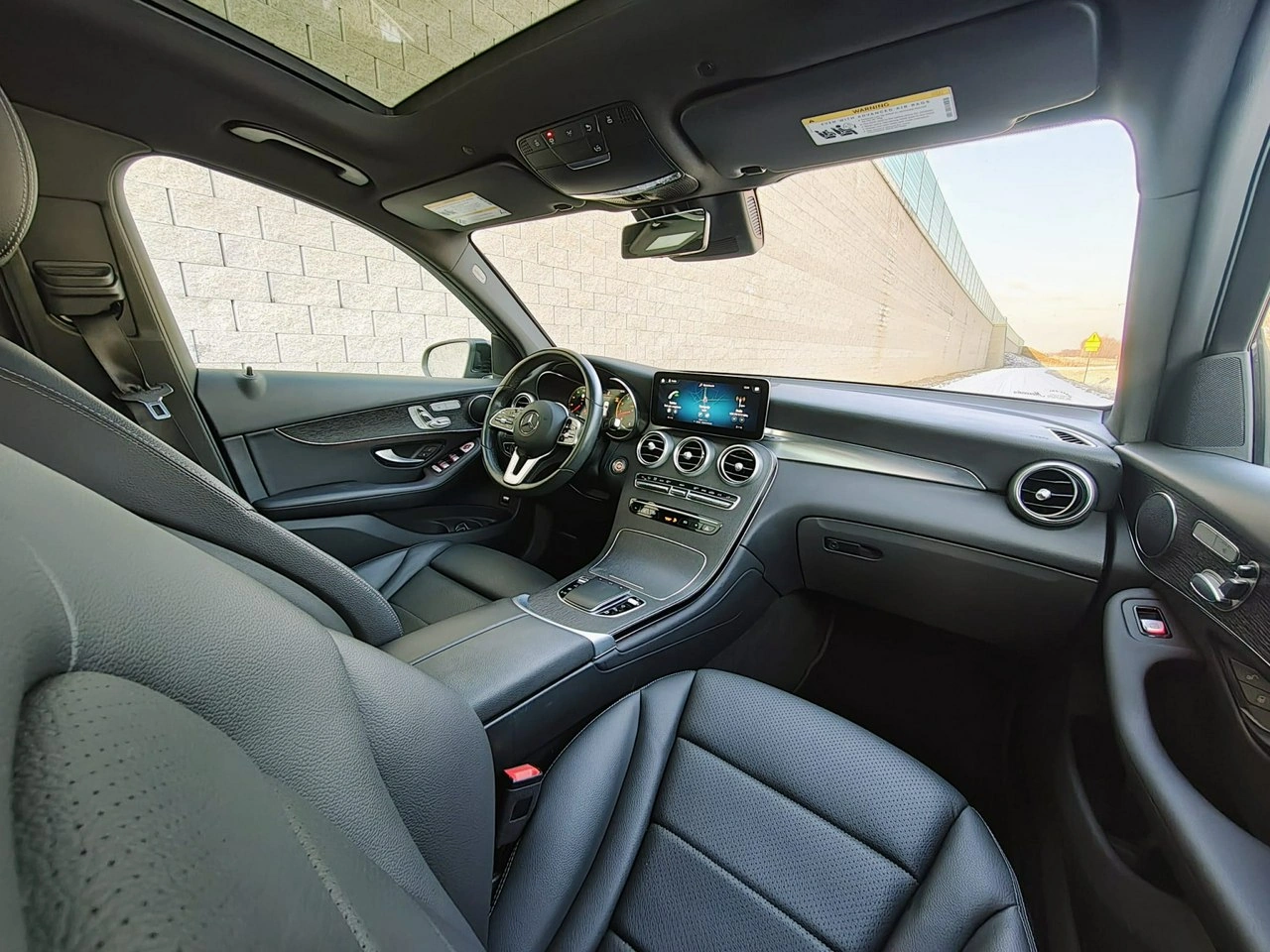 Mercedes GLC 300 - Zdjęcie 10