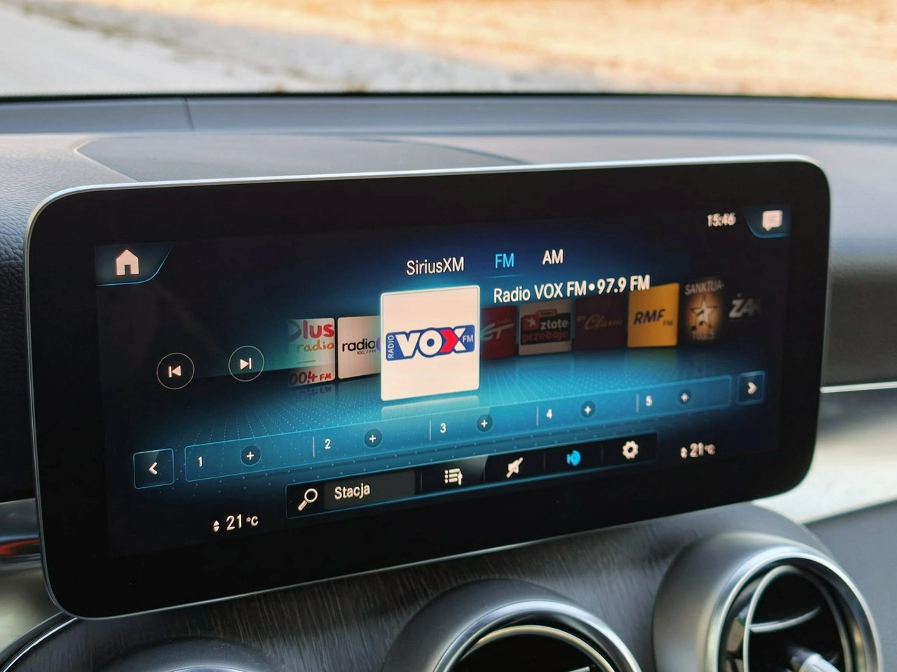 Mercedes GLC 300 - Zdjęcie 24