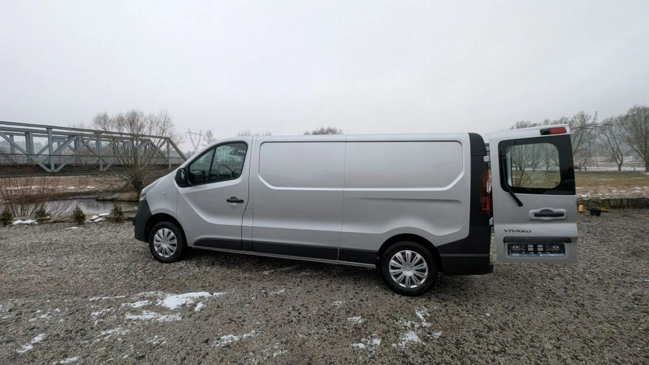 Opel Vivaro - Zdjęcie 9