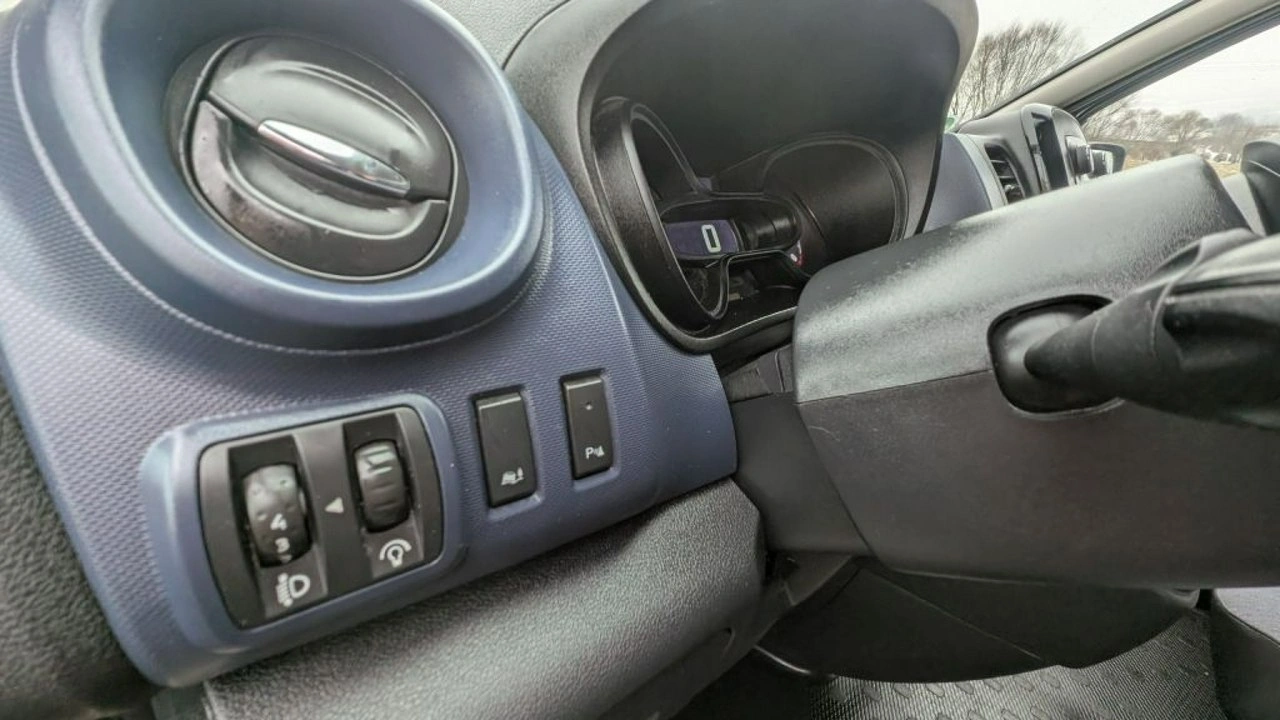 Opel Vivaro - Zdjęcie 10