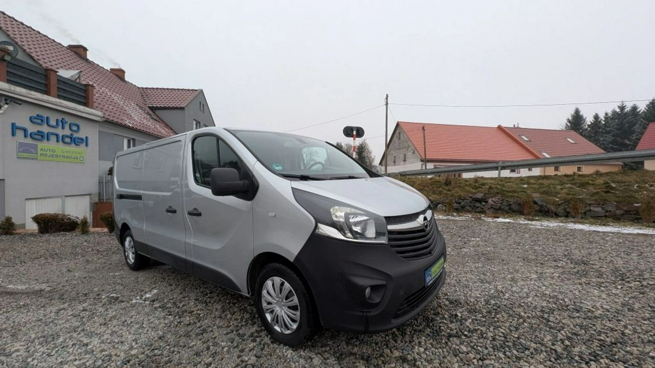 Opel Vivaro - Zdjęcie 2