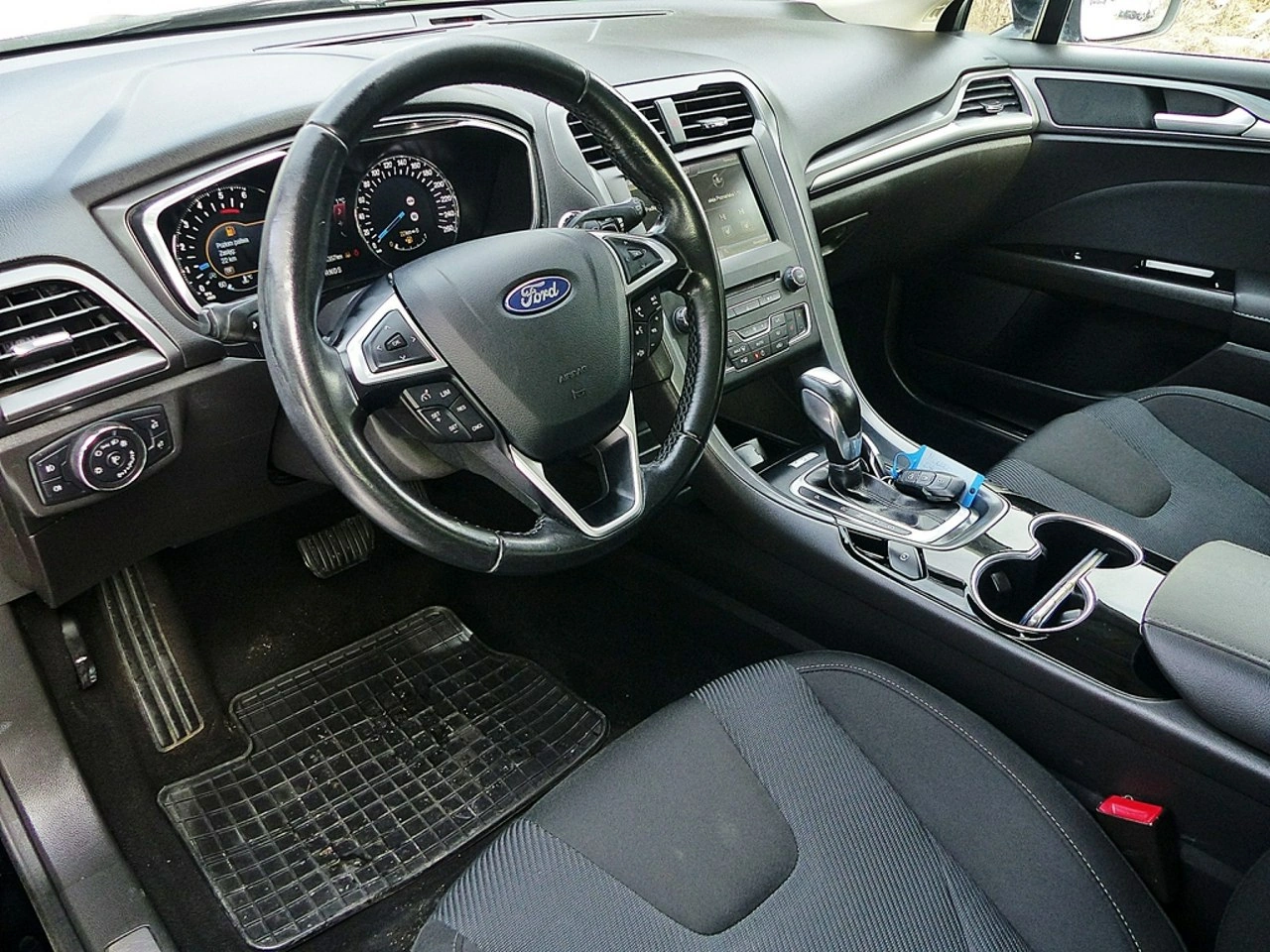 Ford Mondeo - Zdjęcie 18