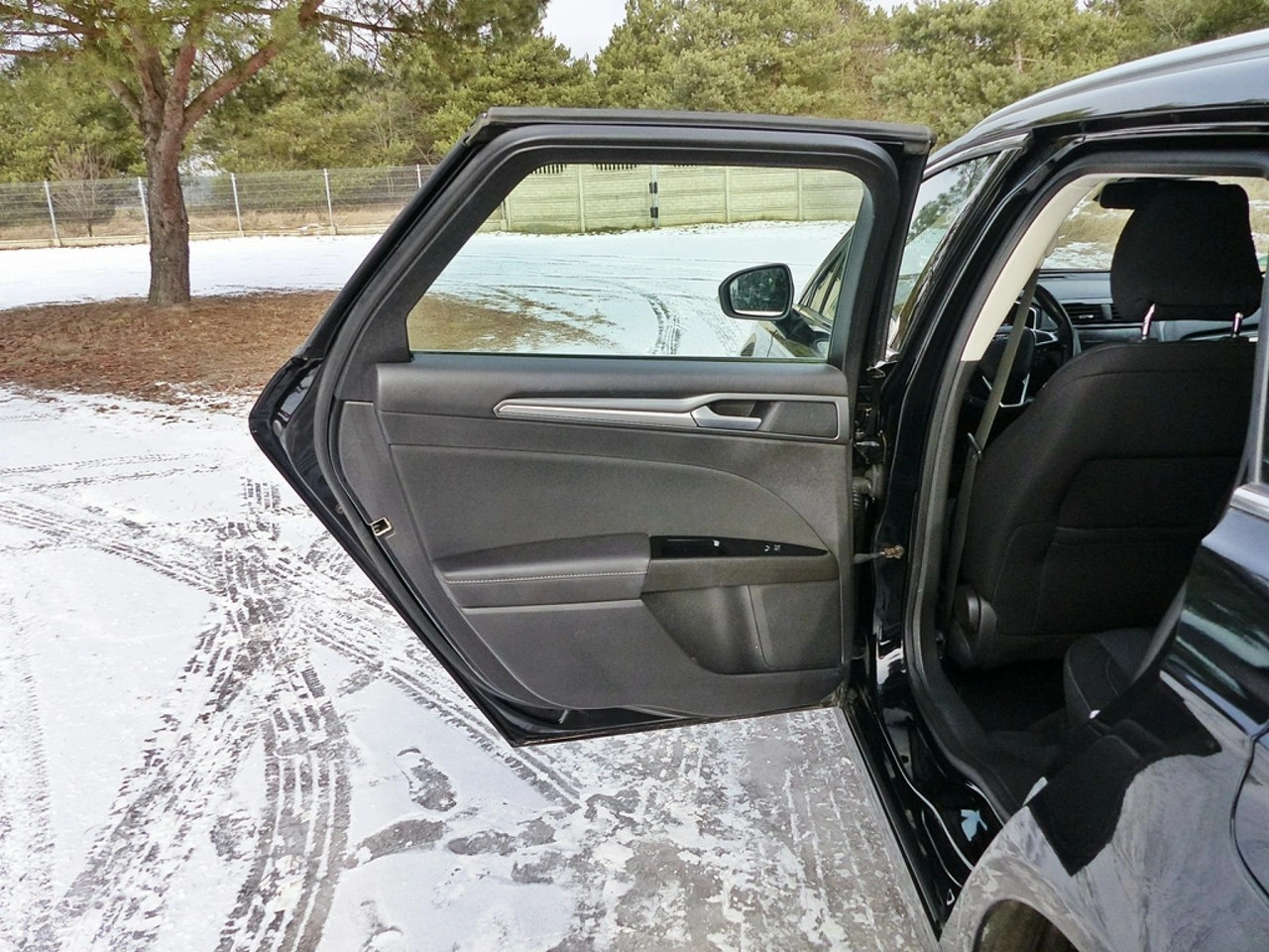 Ford Mondeo - Zdjęcie 21