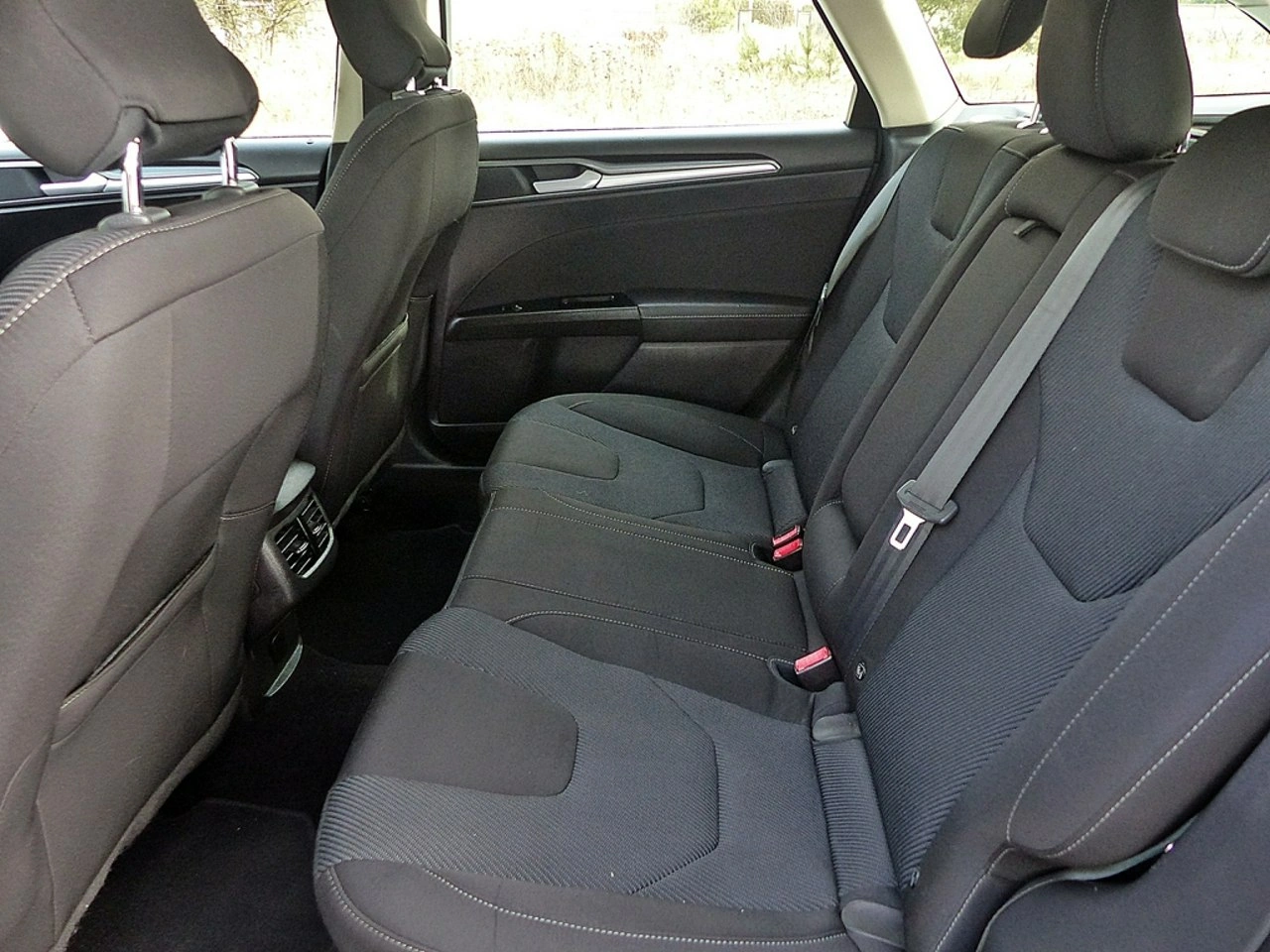 Ford Mondeo - Zdjęcie 22