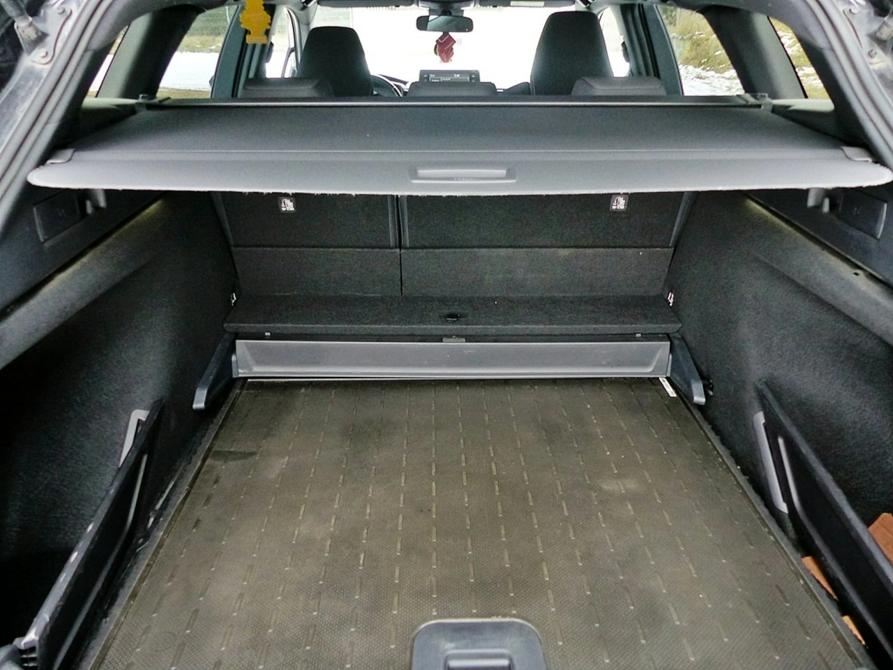 Toyota Corolla - Zdjęcie 9