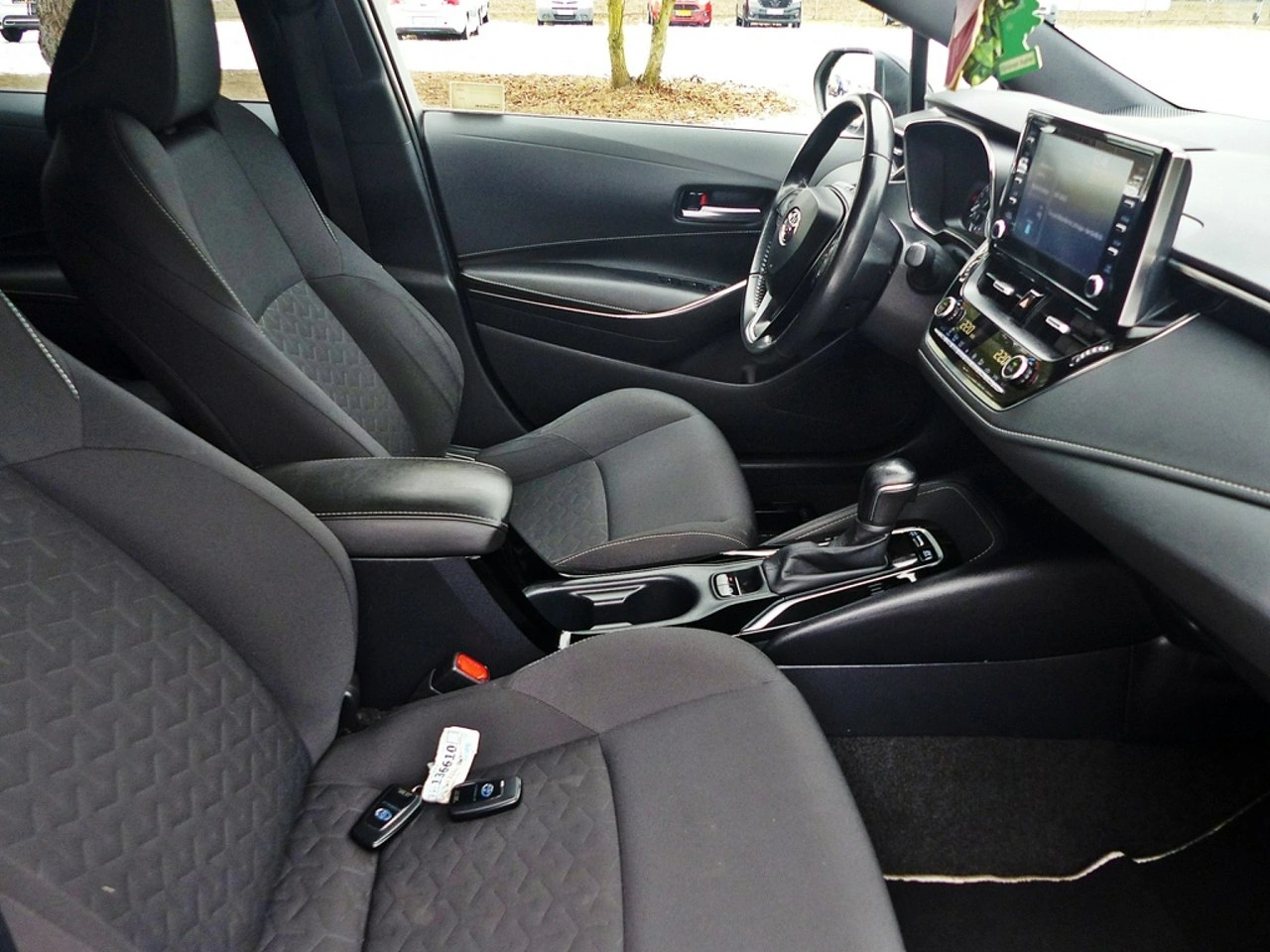 Toyota Corolla - Zdjęcie 24