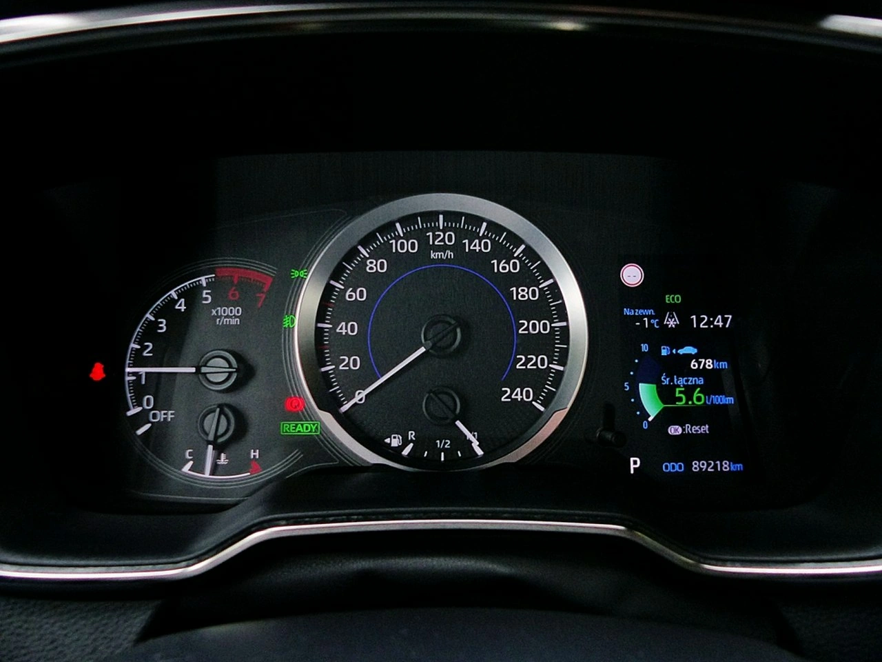 Toyota Corolla - Zdjęcie 27