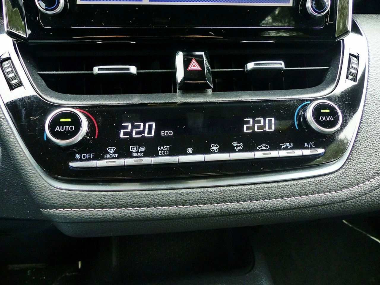 Toyota Corolla - Zdjęcie 31