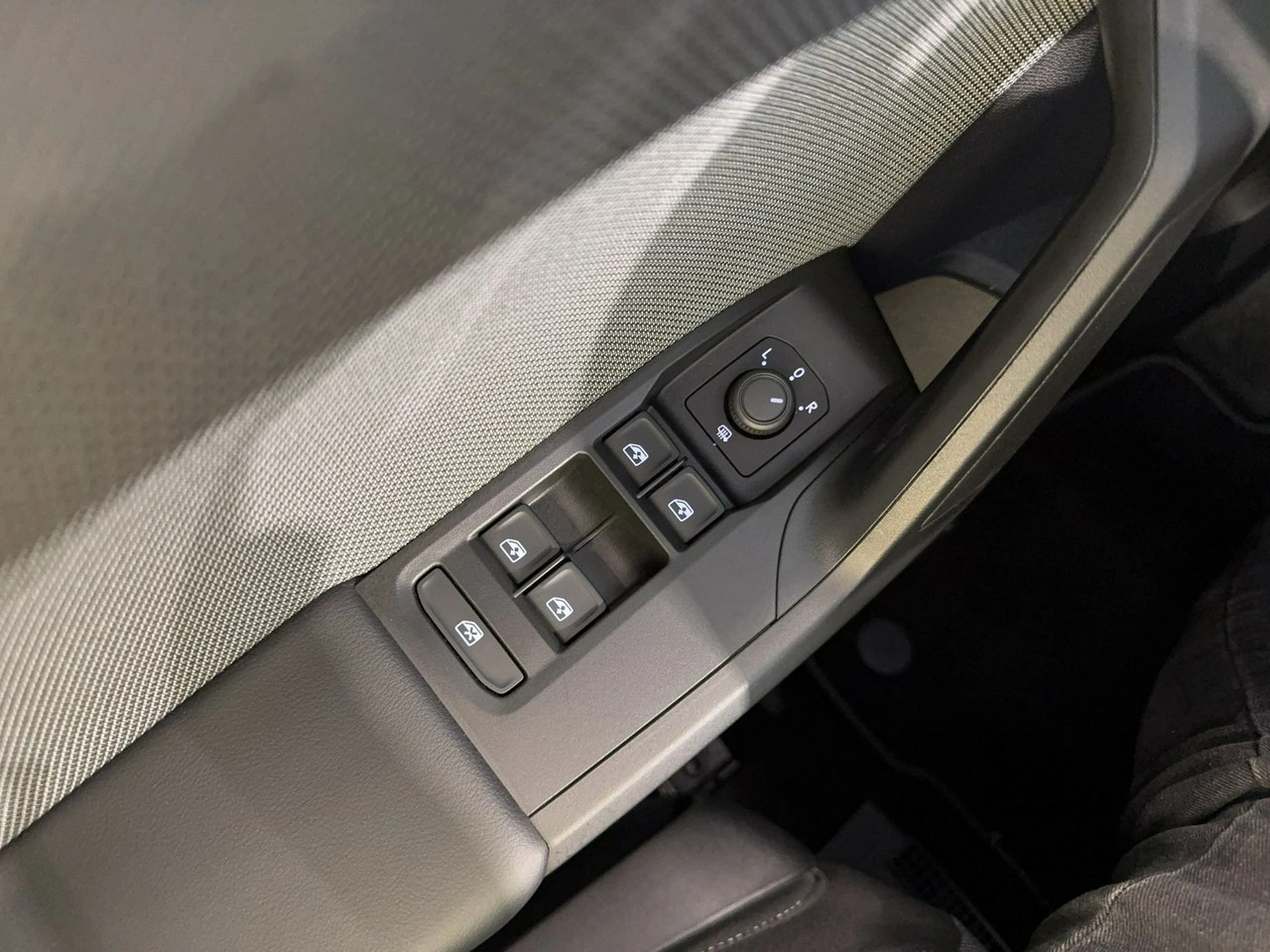 Seat Leon Sportstourer - Zdjęcie 23