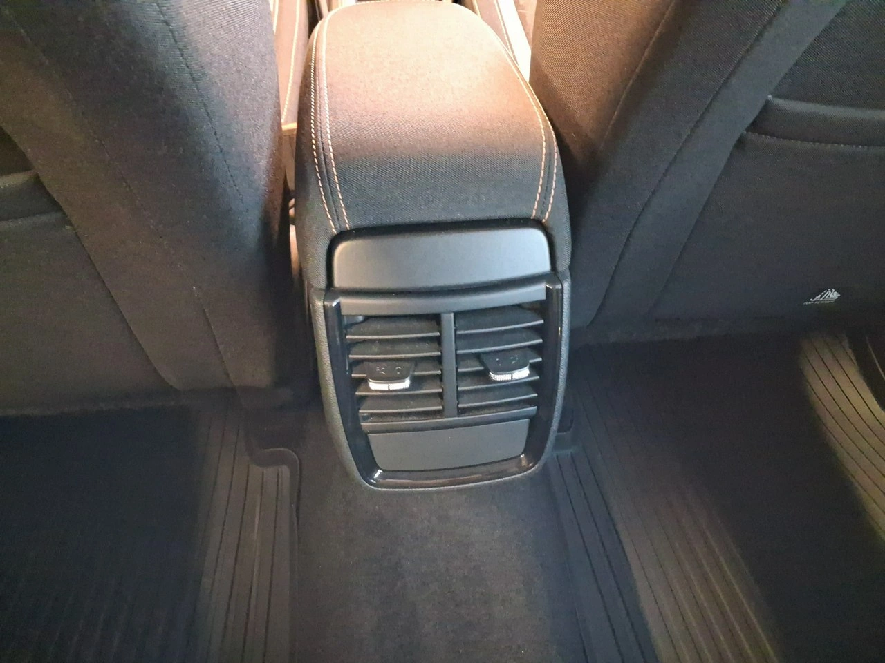 Skoda Kamiq - Zdjęcie 11