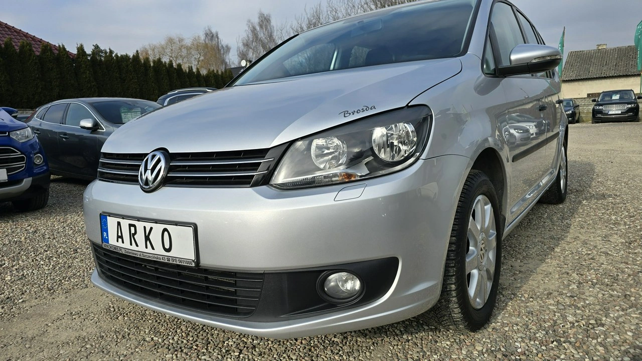 Volkswagen Touran - Zdjęcie 16