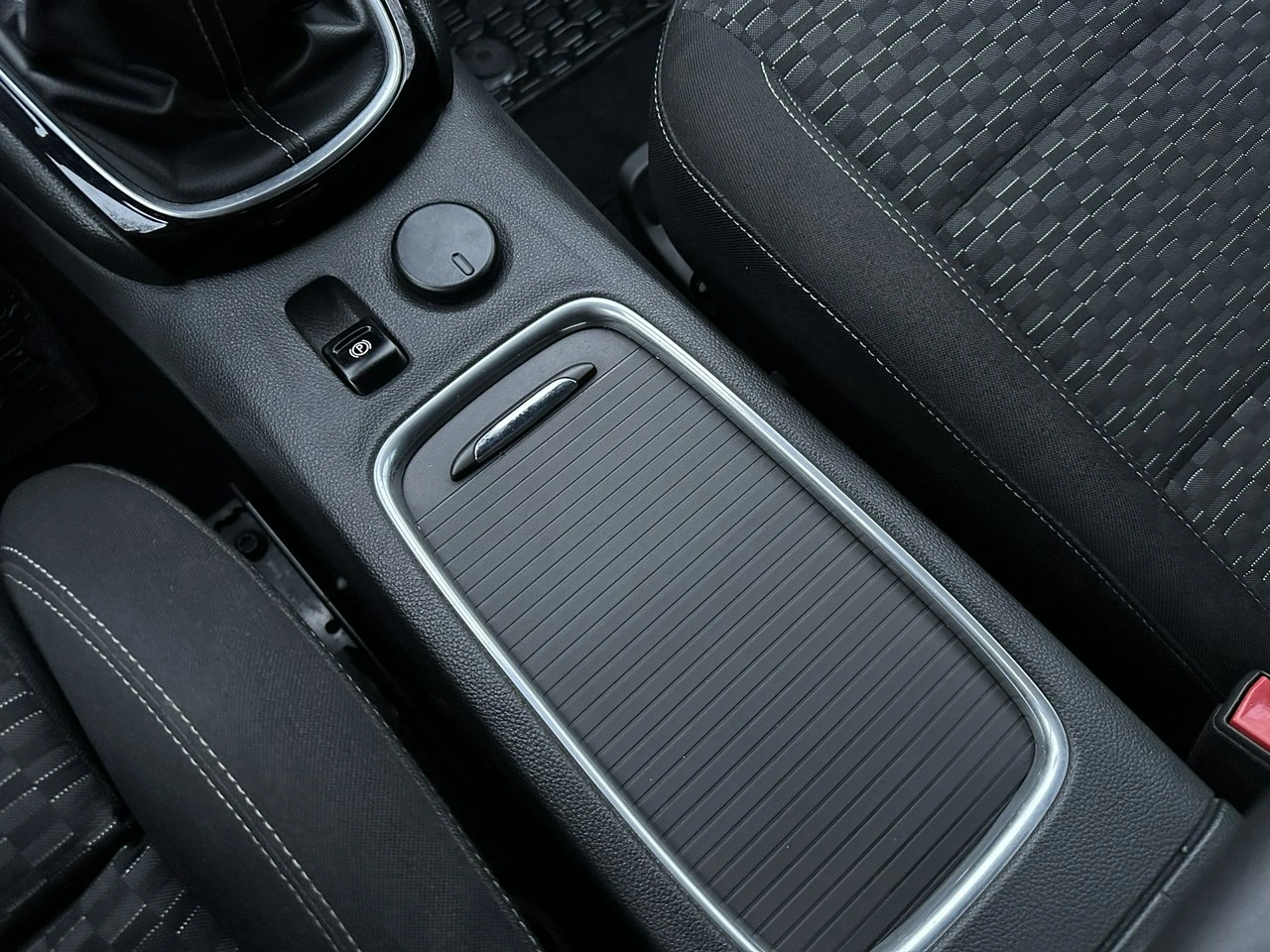 Opel Astra - Zdjęcie 28