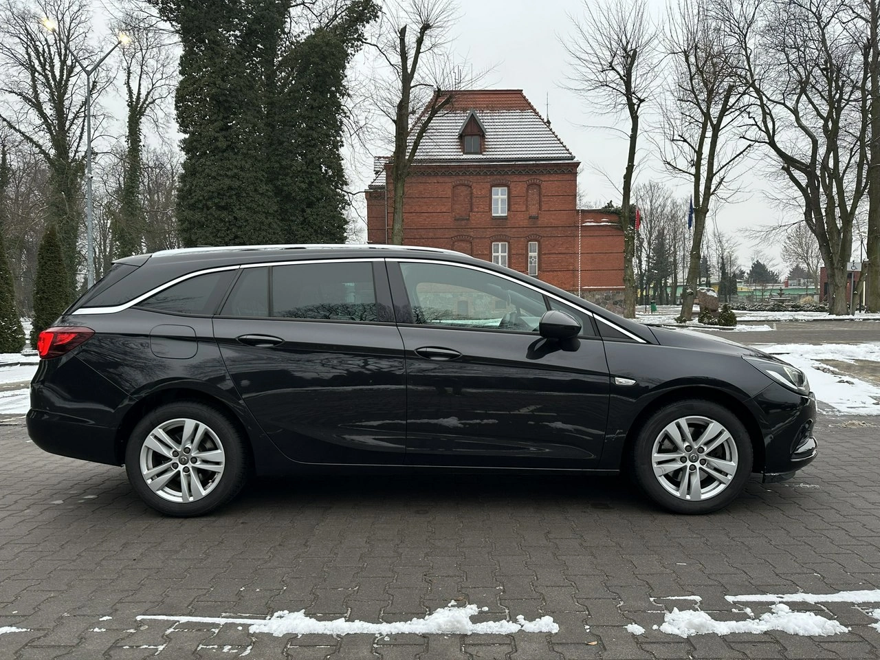 Opel Astra - Zdjęcie 4