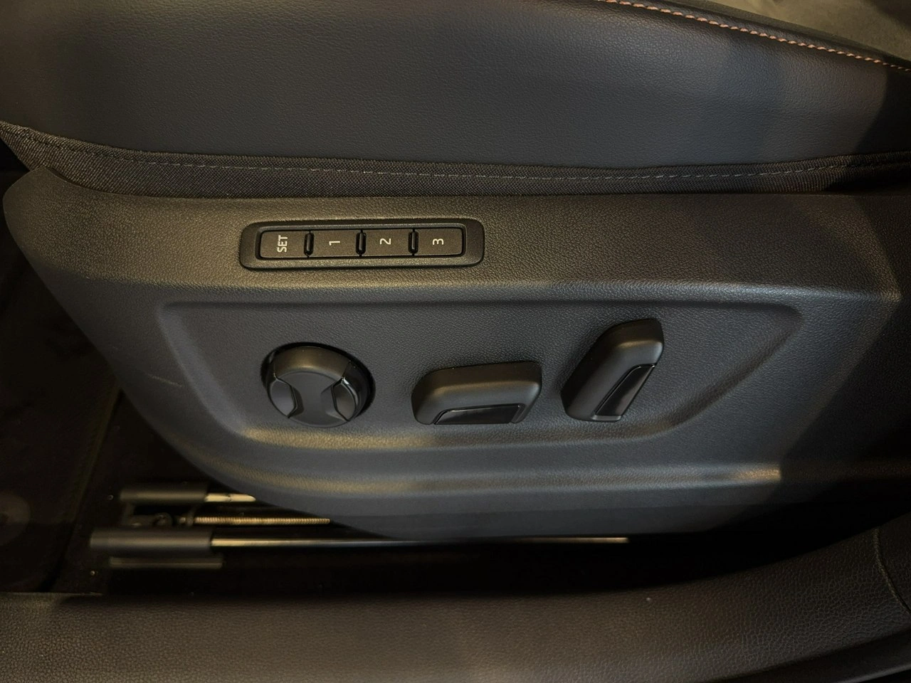 Cupra Ateca - Zdjęcie 18