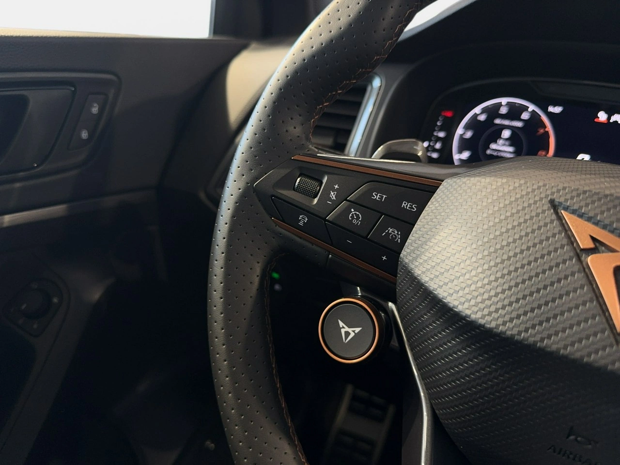 Cupra Ateca - Zdjęcie 23