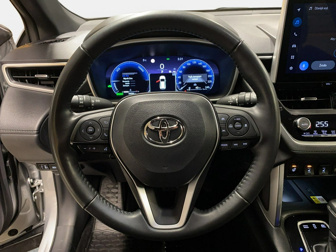 Toyota Corolla Cross - Zdjęcie 17