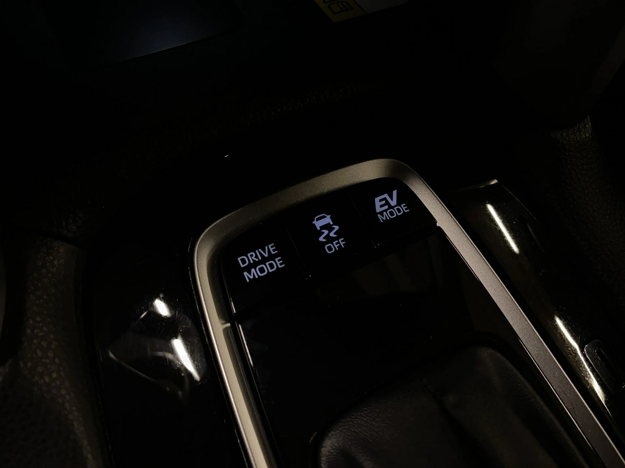 Toyota Corolla Cross - Zdjęcie 30