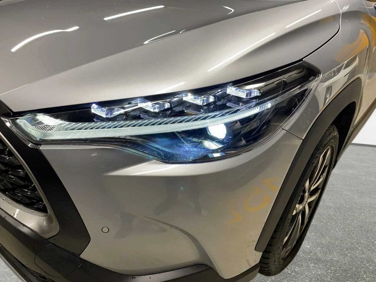 Toyota Corolla Cross - Zdjęcie 8