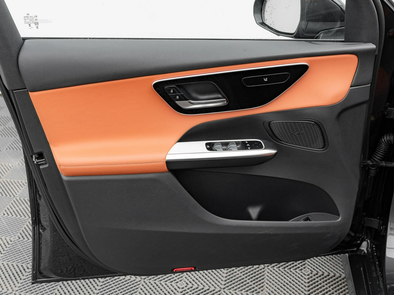 Mercedes GLC 300 - Zdjęcie 10