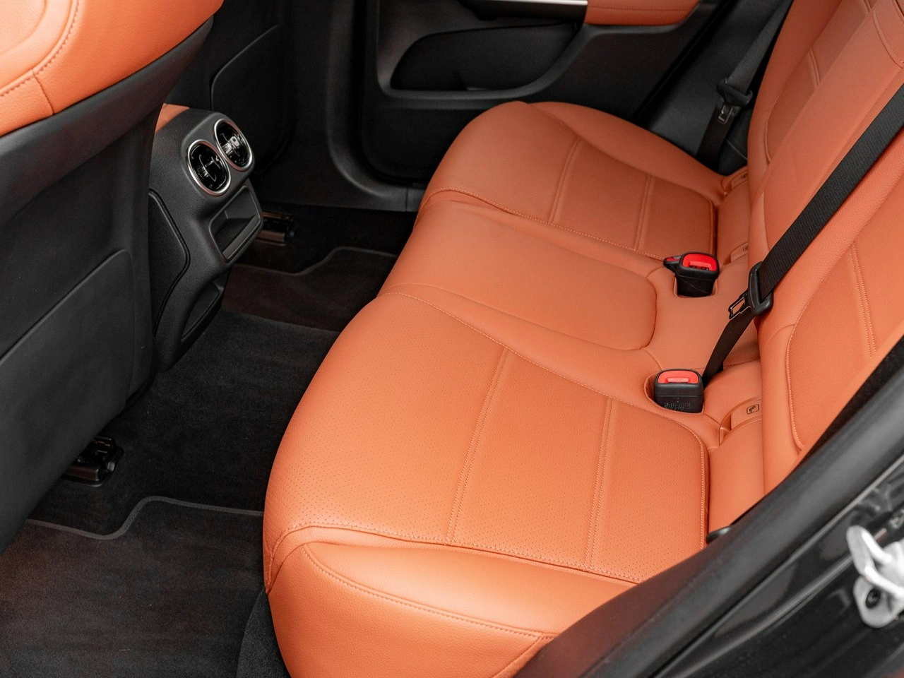 Mercedes GLC 300 - Zdjęcie 20