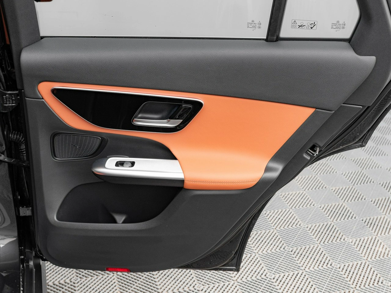 Mercedes GLC 300 - Zdjęcie 22