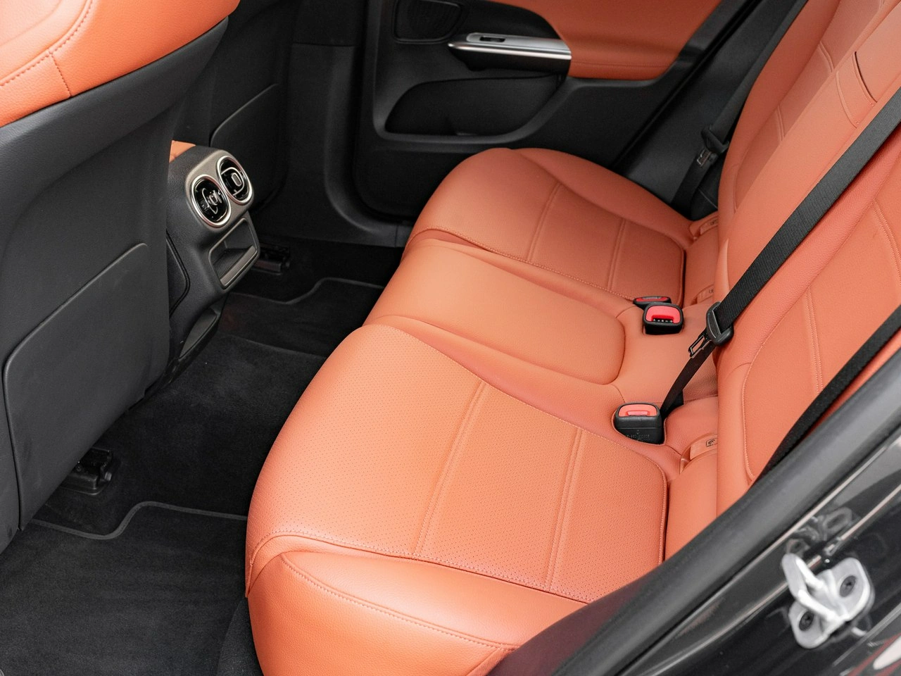 Mercedes GLC 300 - Zdjęcie 20