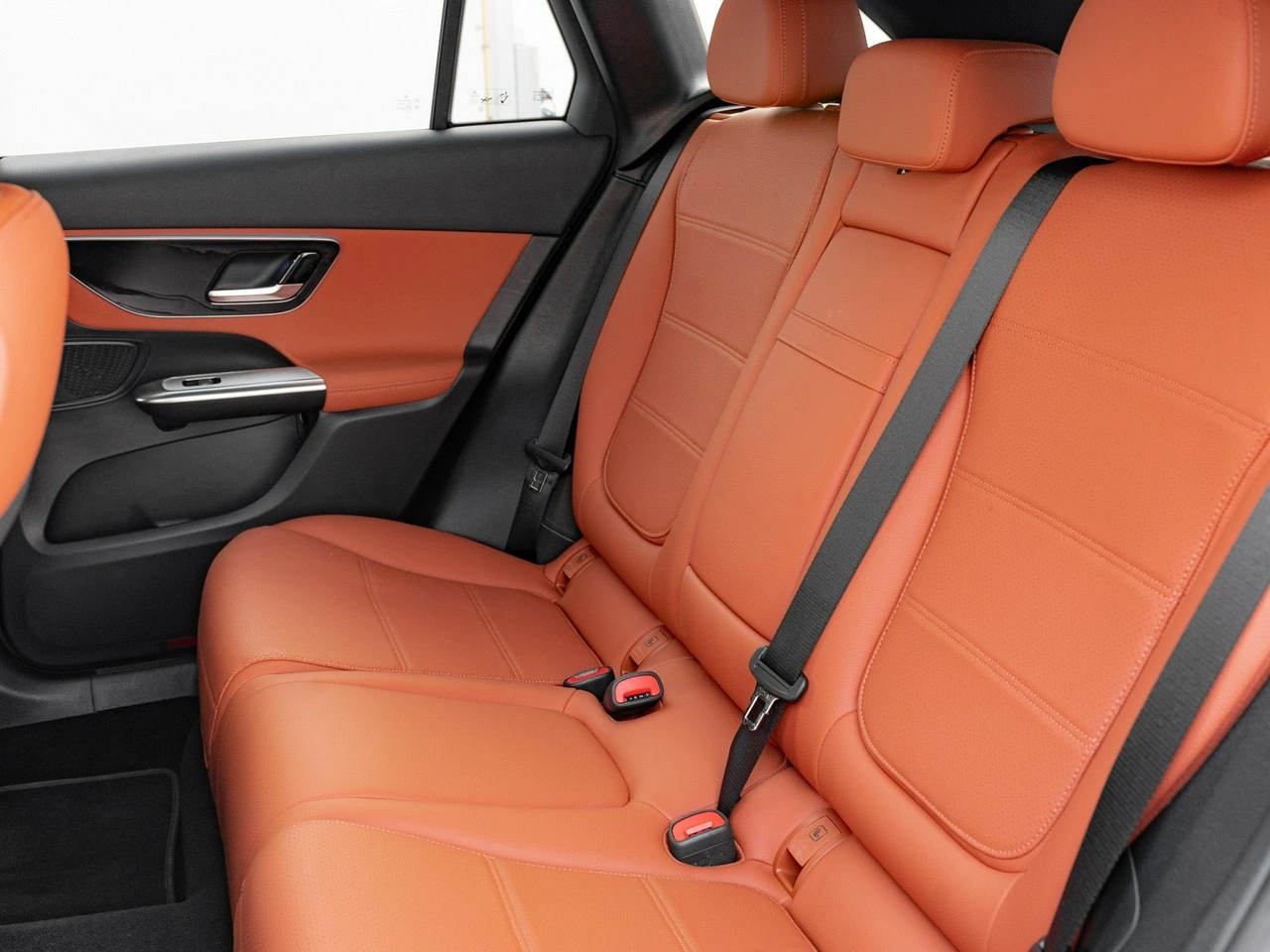 Mercedes GLC 300 - Zdjęcie 21