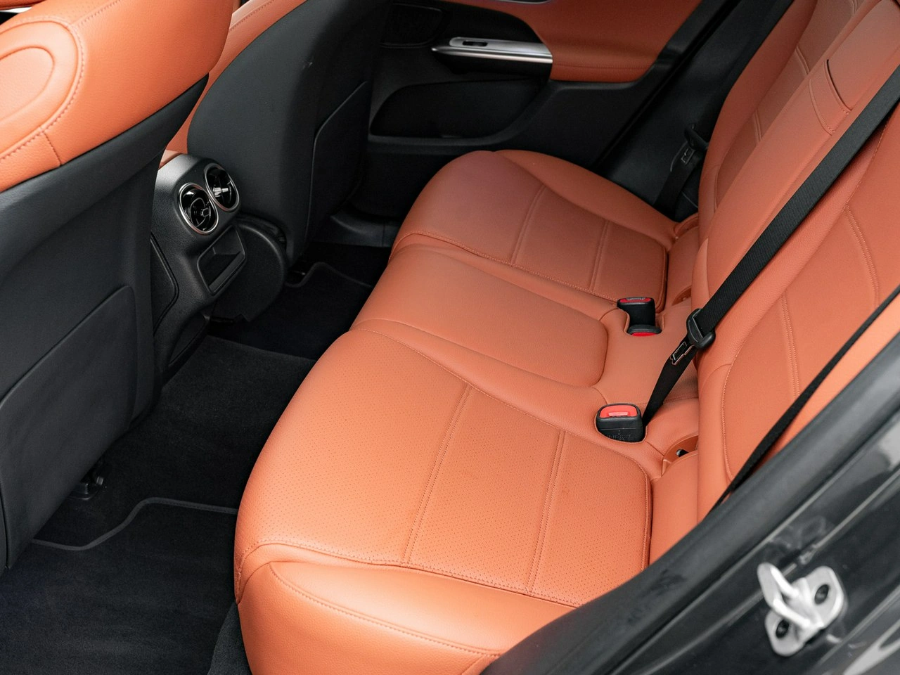 Mercedes GLC 300 - Zdjęcie 19