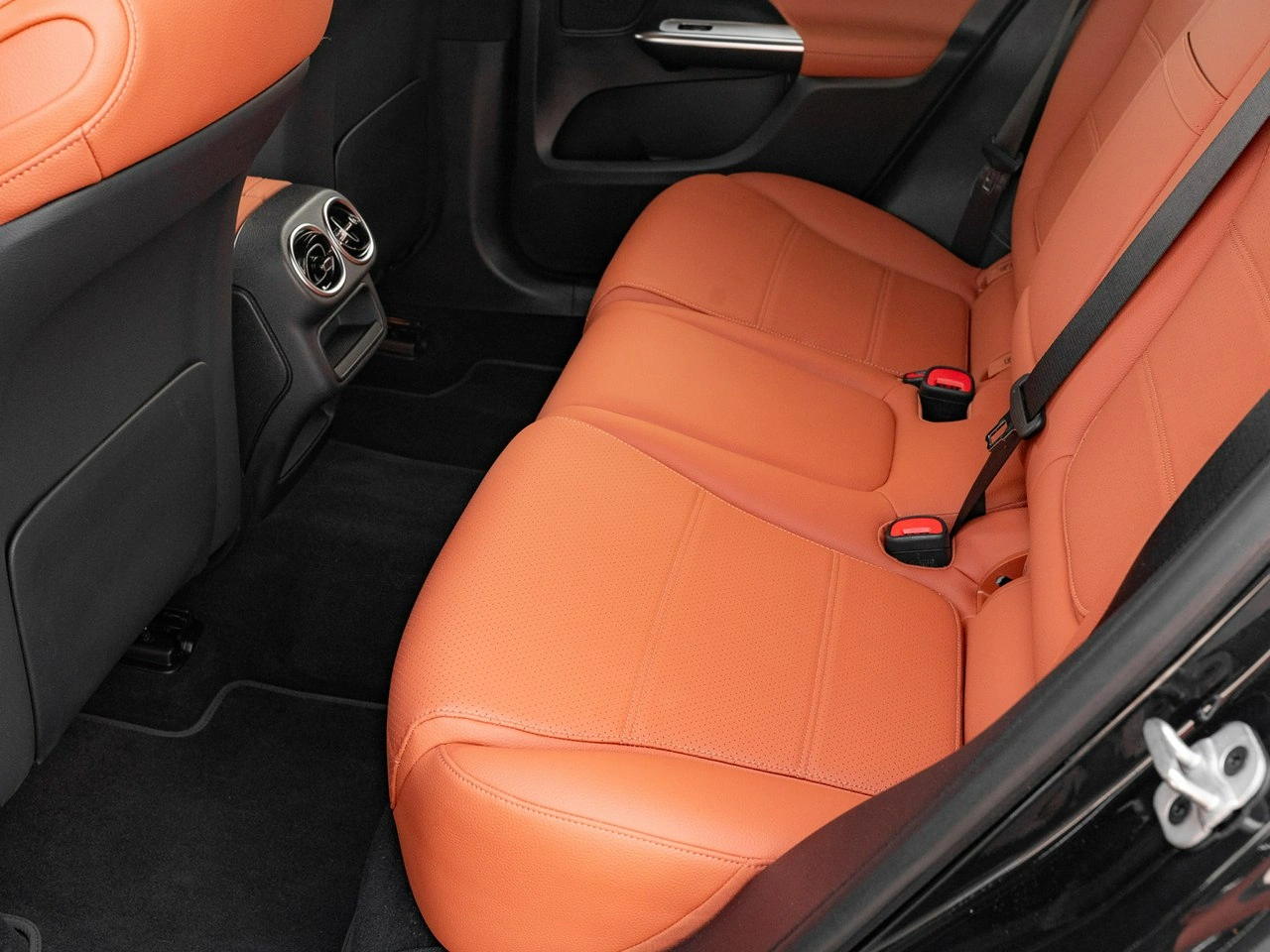 Mercedes GLC 300 - Zdjęcie 20