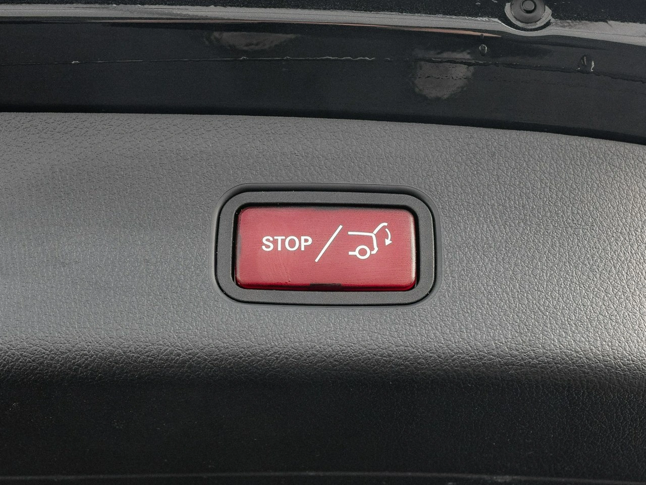 Mercedes GLC 300 - Zdjęcie 22