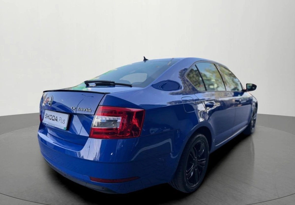 Skoda Octavia - Zdjęcie 4