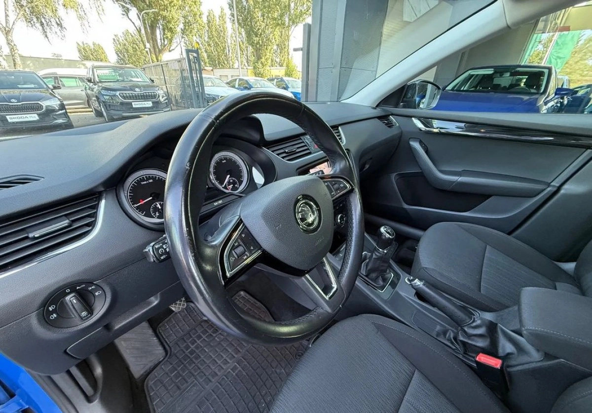 Skoda Octavia - Zdjęcie 26