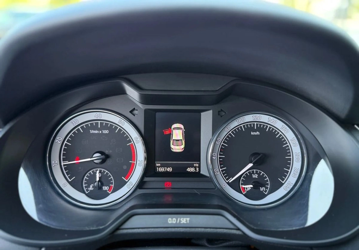 Skoda Octavia - Zdjęcie 27