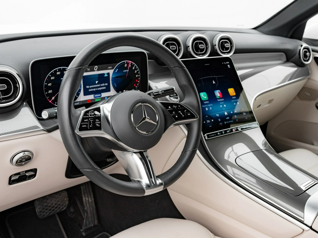 Mercedes GLC 300 - Zdjęcie 5