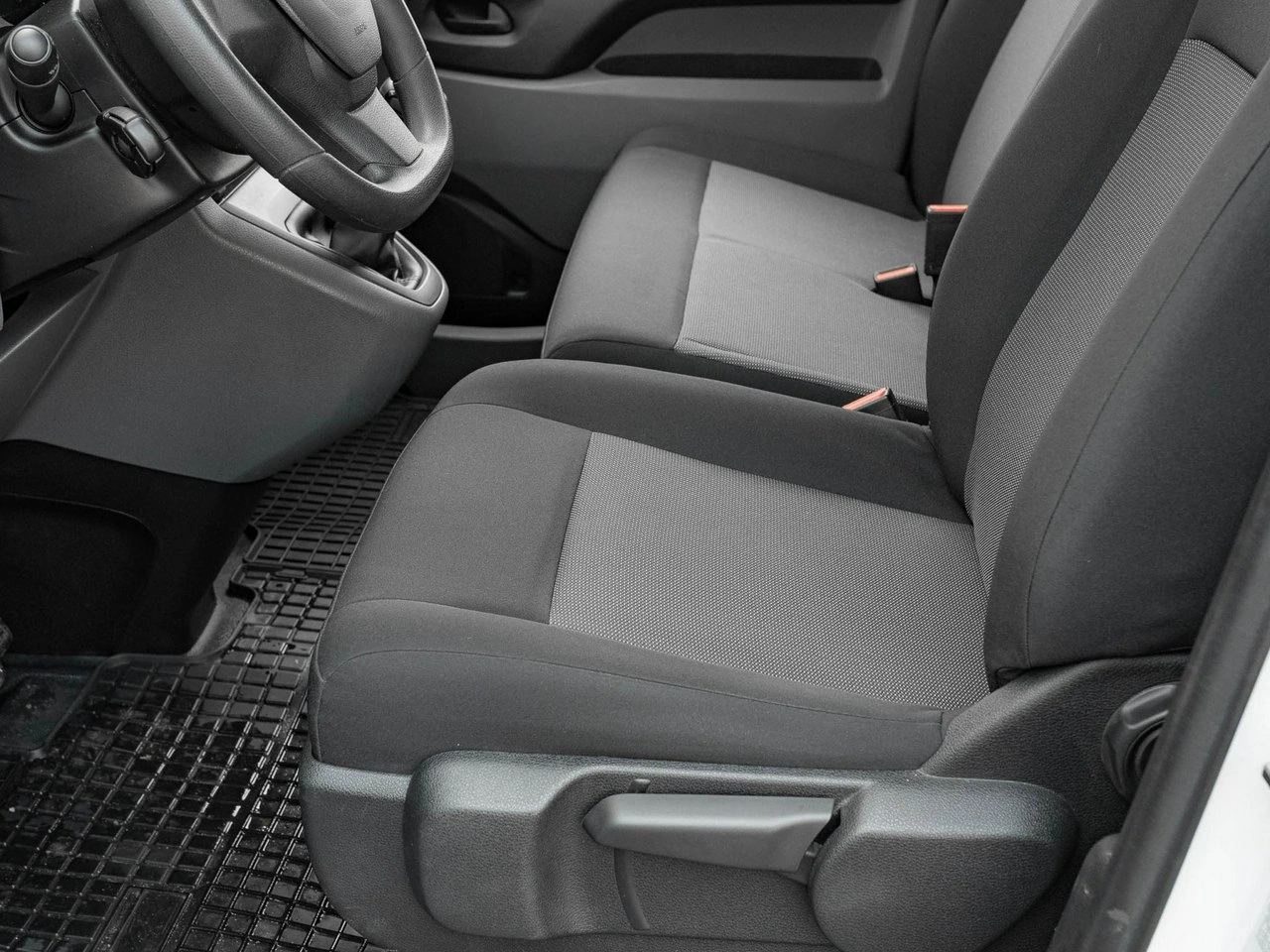 Opel Vivaro - Zdjęcie 9