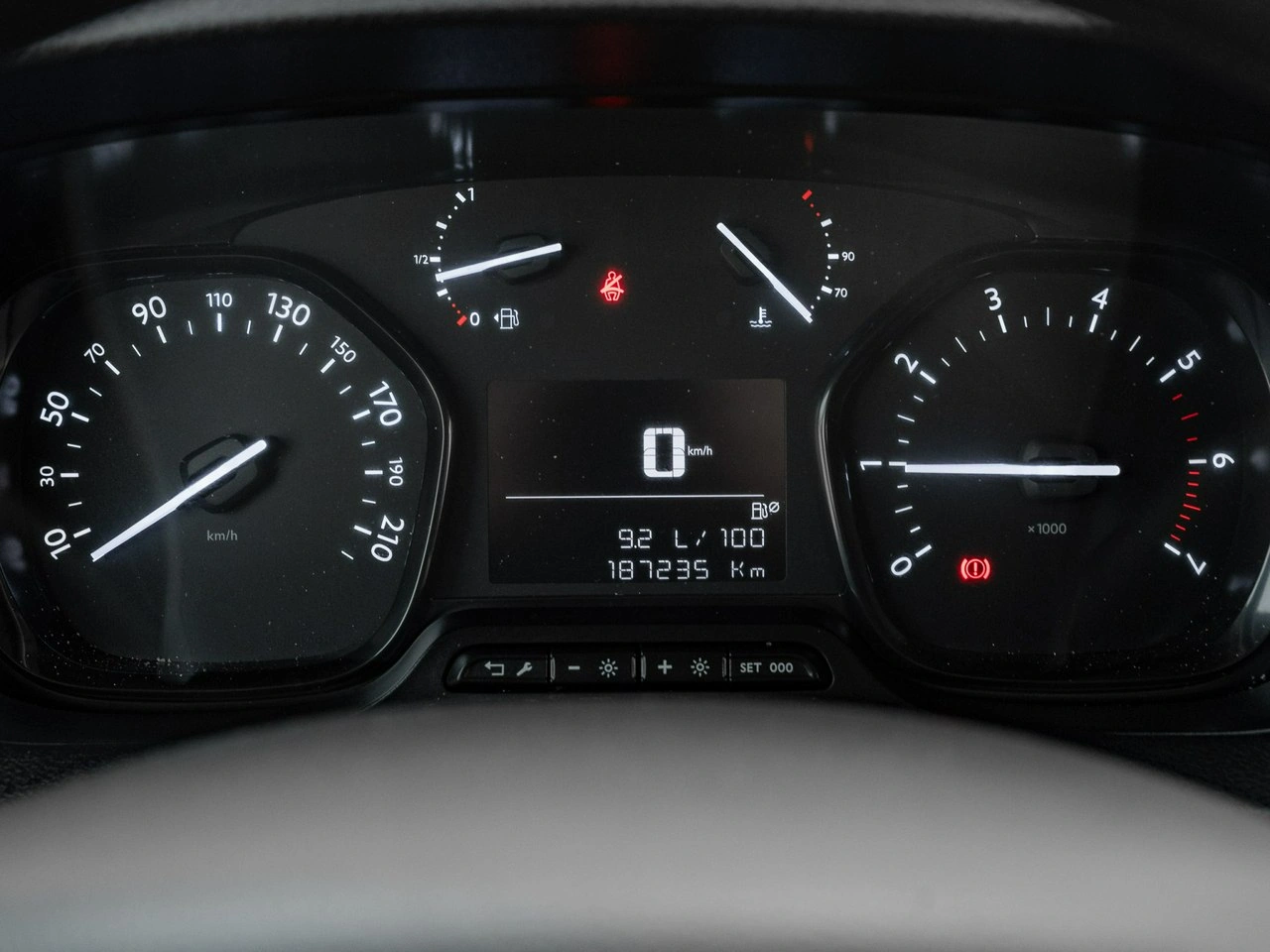 Opel Vivaro - Zdjęcie 11