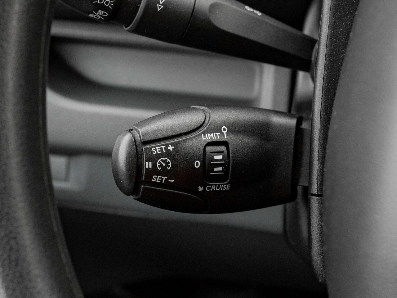 Opel Vivaro - Zdjęcie 12