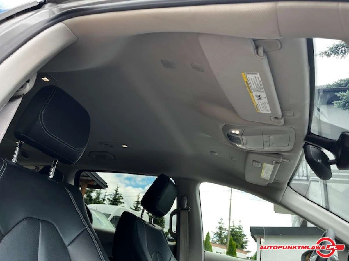 Chrysler Pacifica - Zdjęcie 17