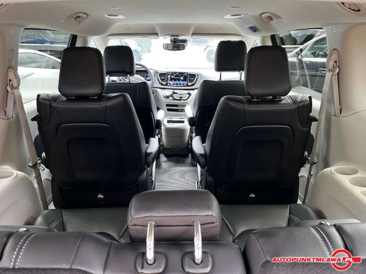 Chrysler Pacifica - Zdjęcie 28