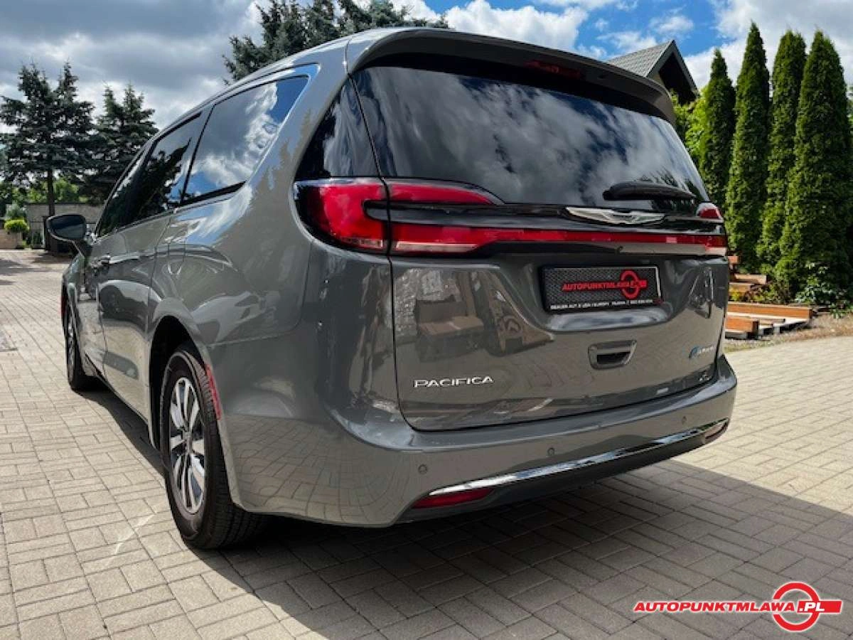 Chrysler Pacifica - Zdjęcie 4