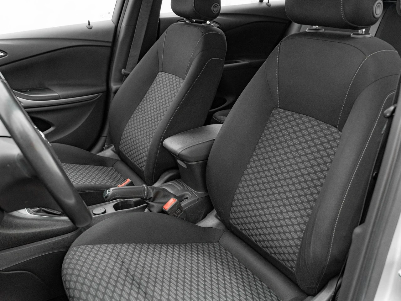 Opel Astra - Zdjęcie 10