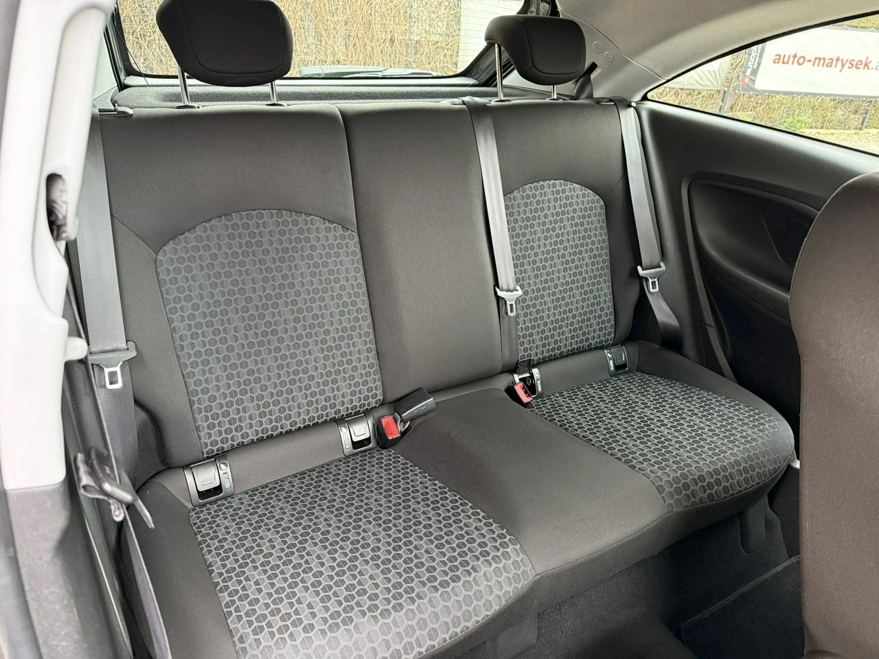 Opel Corsa - Zdjęcie 21