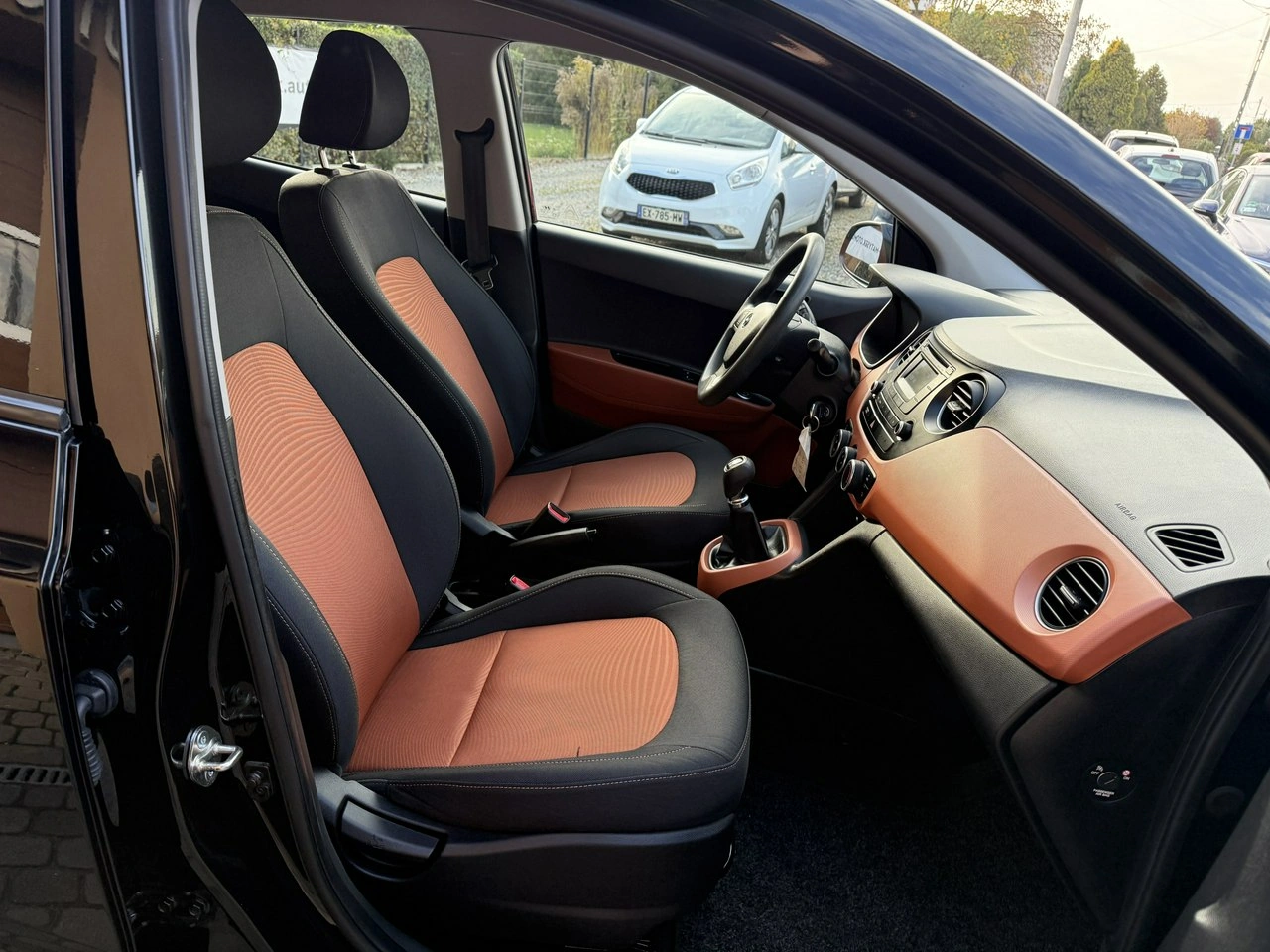 Hyundai i10 - Zdjęcie 21