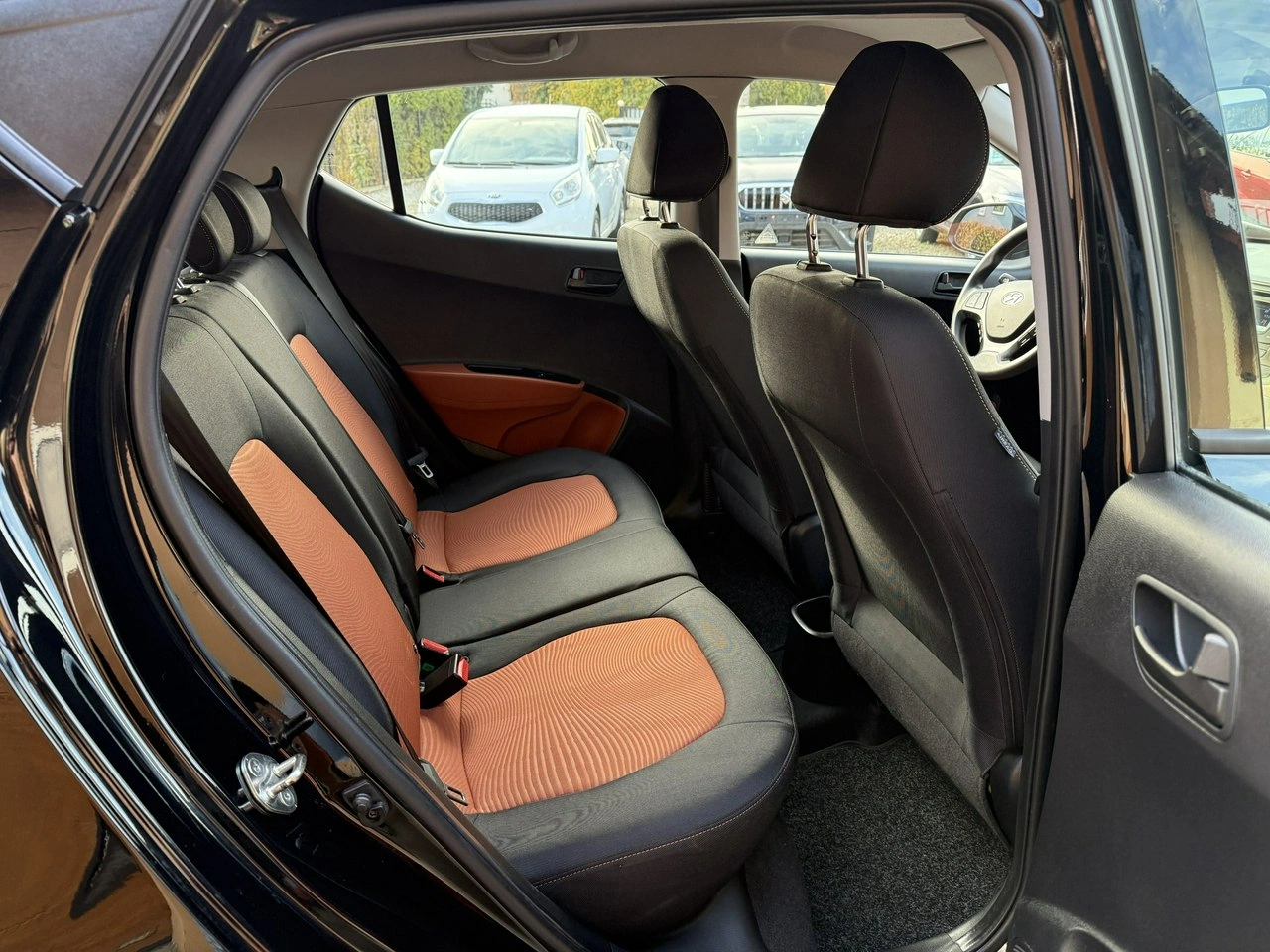 Hyundai i10 - Zdjęcie 23