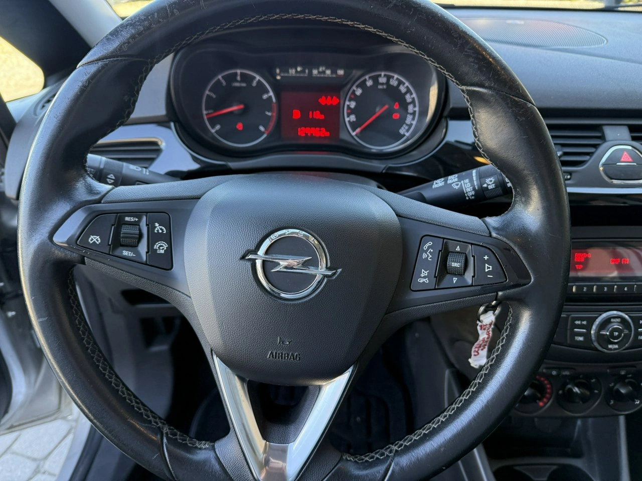 Opel Corsa - Zdjęcie 14