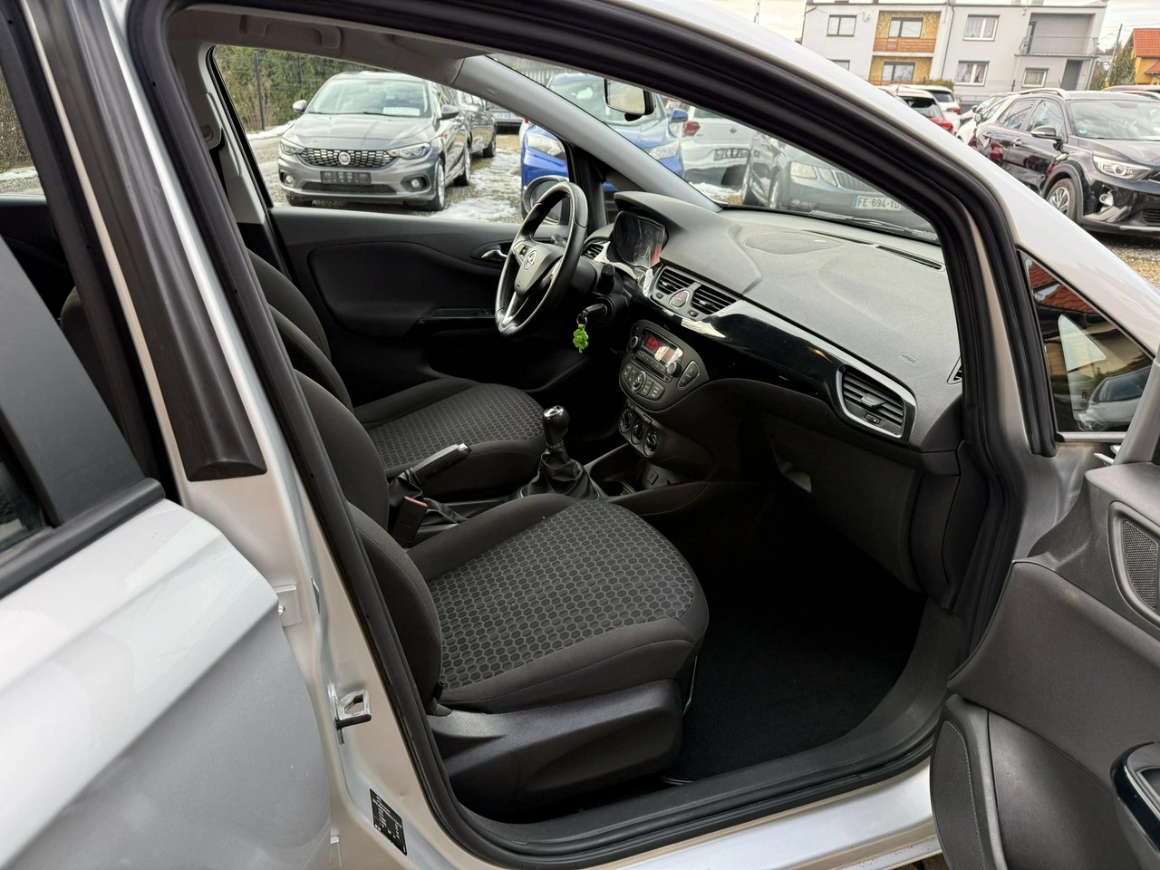 Opel Corsa - Zdjęcie 15