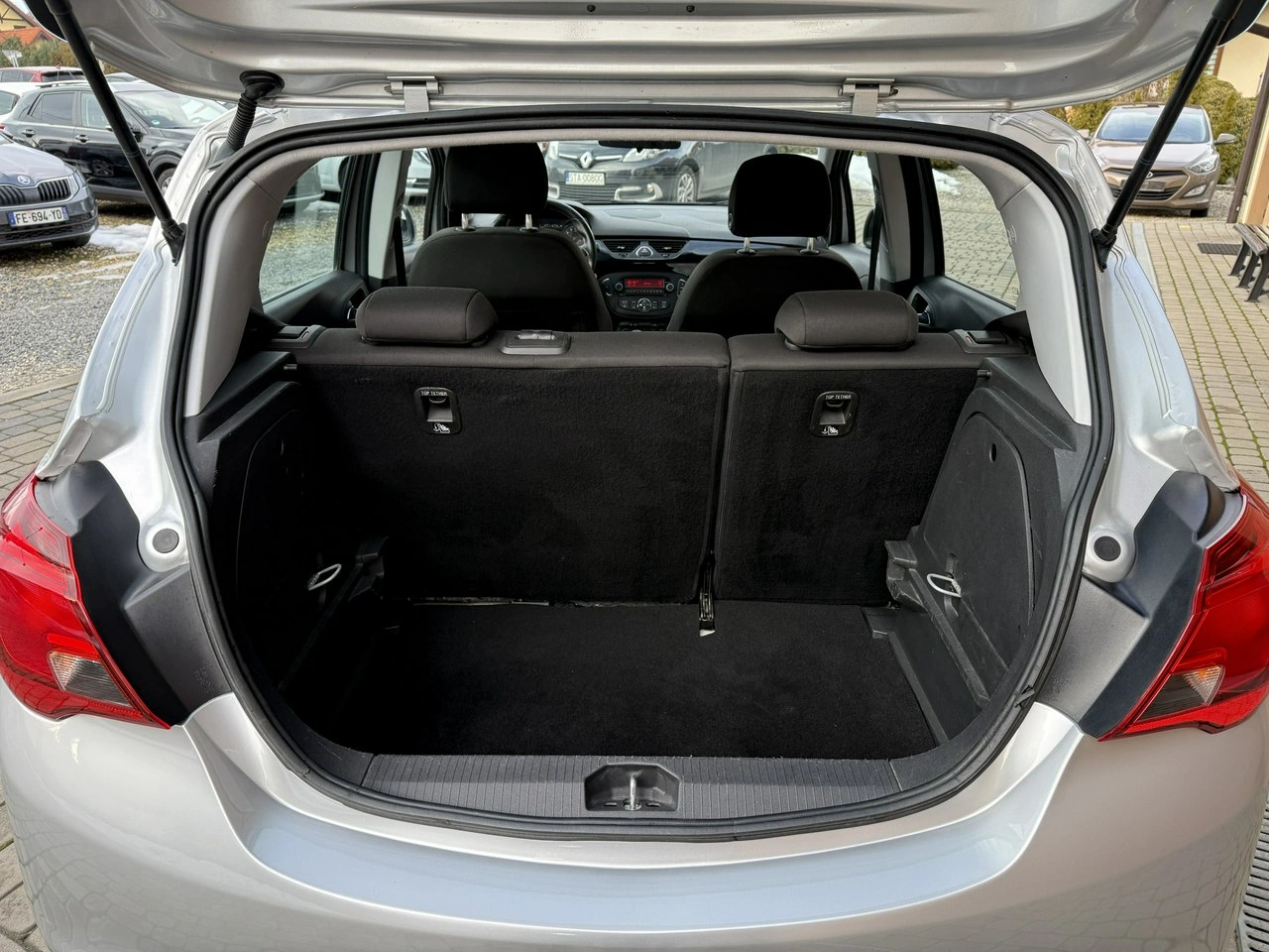 Opel Corsa - Zdjęcie 18