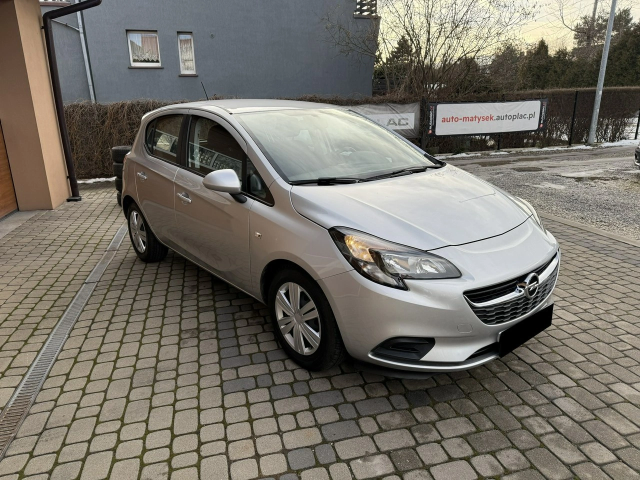 Opel Corsa - Zdjęcie 2