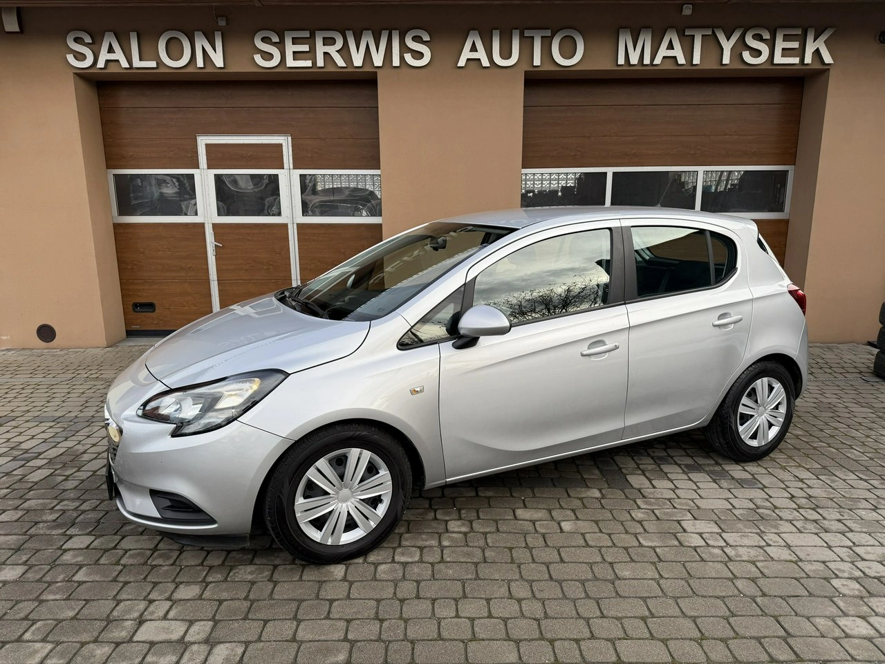Opel Corsa - Główne zdjęcie