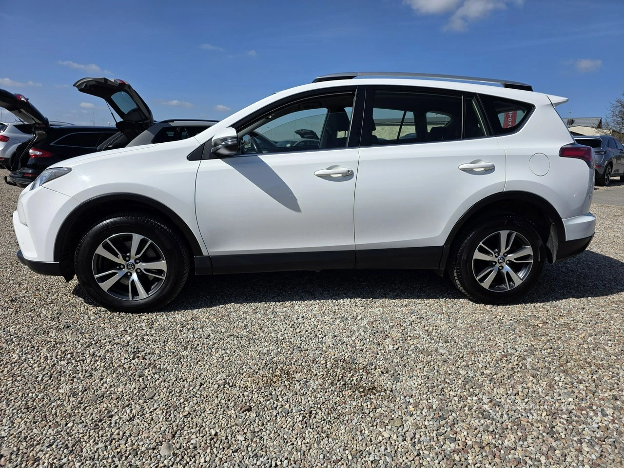 Toyota RAV-4 - Zdjęcie 11